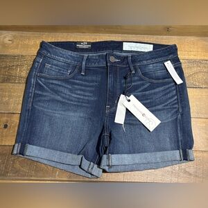 NWT Treasure & Bond denim shorts, women’s size 29